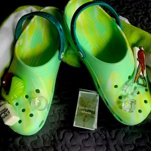 Margaritaville X crocs